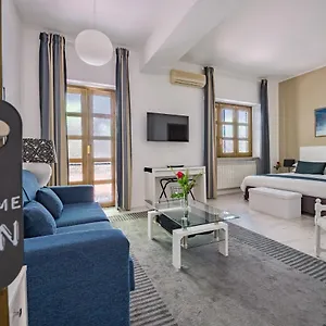 Bed & Breakfast Donnalaura 