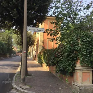 Frühstückspension La Castagnina Bologna