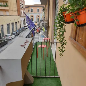 Hostel Train Station Pisa
