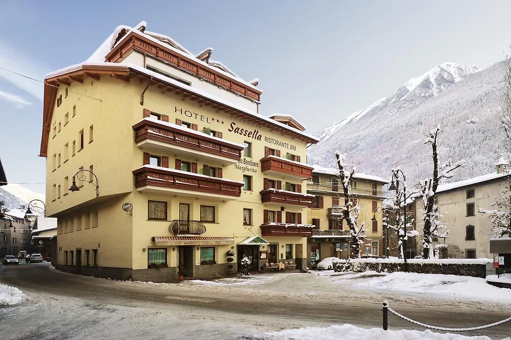 Hotel Sassella Grosio 3*,  Italia