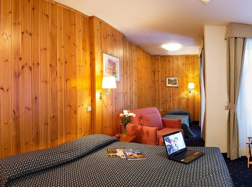 Hotel Sassella Grosio